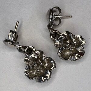 Vintage Silver-Tone Flower Drop Earrings